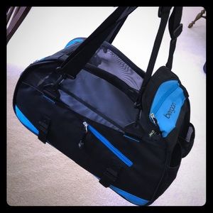 Collapsible Breathable Pet Tote by Bergen for dogs